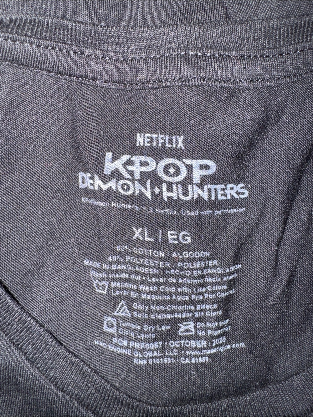 Netflix Black Short Sleeve "K-Pop Demon Hunters" Graphic Tee with Neon Print - Picture 4 of 4